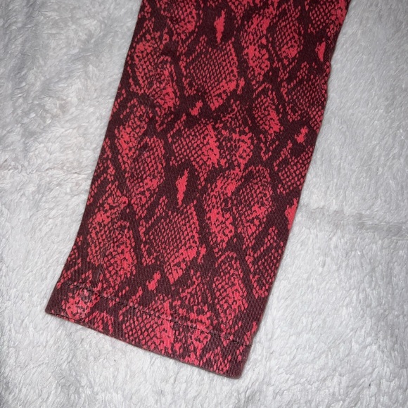 Men’s red snake skin pants - Picture 4 of 5